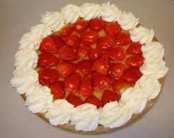 Aardbeienvlaai met slagroom 10 tot 12pers